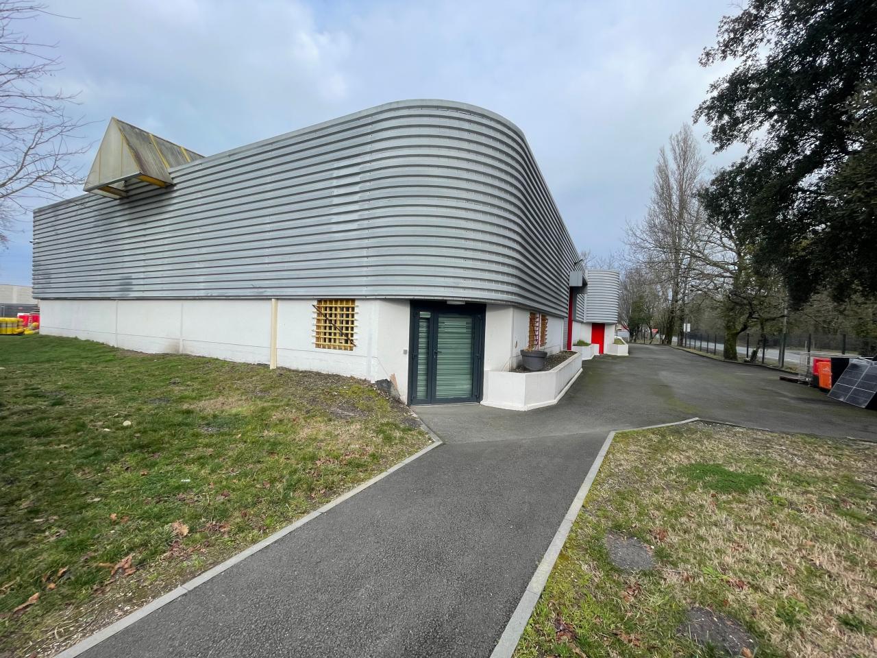 Local d'activité Pessac 840m² Location local d'activité Pessac Gironde OLACT2529952 2
